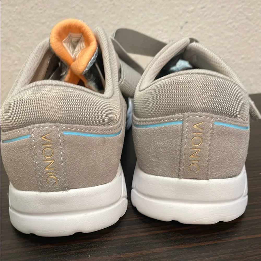 Women shoes size6.5 - Picture 4 of 4